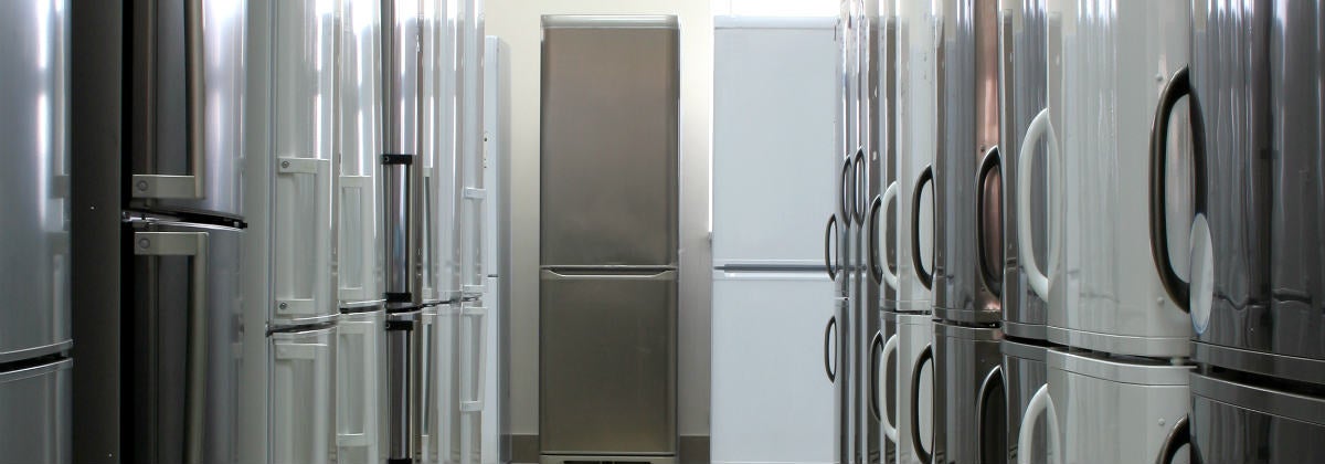 Which brands do refrigerator manufacturers make?