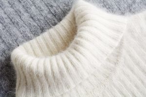 Cashmere sweater 