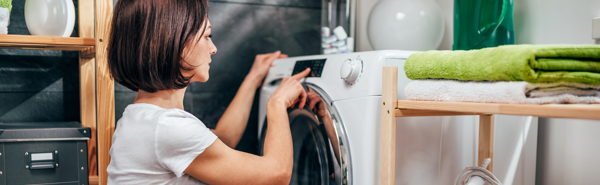 Laundry Advice Stock Photo - Download Image Now - Label, Clothing, Cotton -  iStock