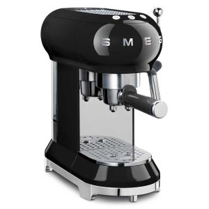 Smeg ECF01 50s Retro Style Espresso Coffee Machine