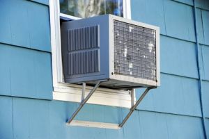 Window-Mounted Air Con