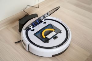 Cleaning robot vacuum