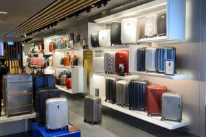 How to buy the best travel luggage