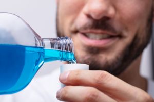 What is the most effective mouthwash