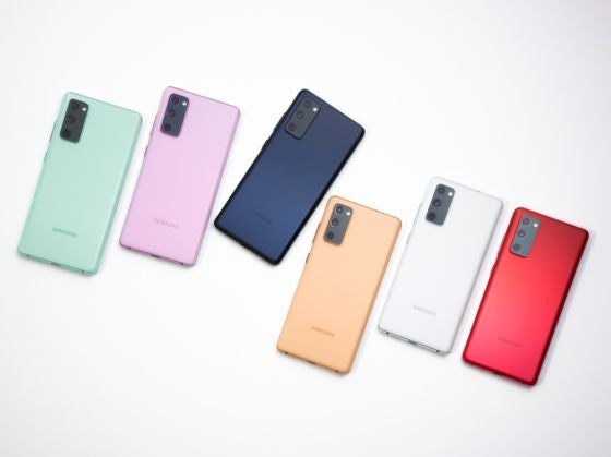 Six Samsung Galaxy S20FE phones in different colours