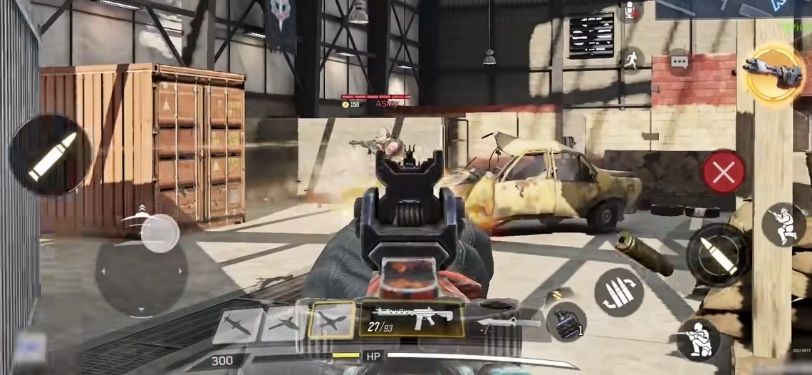 A screenshot from Call of Duty: Mobile, a phone game where you play as a soldier against other soldiers