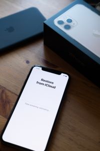 Restoring iPhone from iCloud