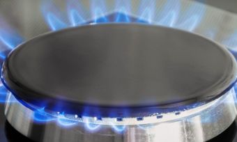 Natural gas stovetop alight