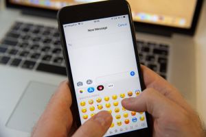 Using iMessage