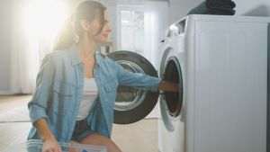 How to Select the Correct Dryer Cycle for Clothes