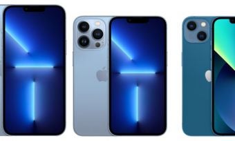iPhone 13, iPhone 13 Pro in blue