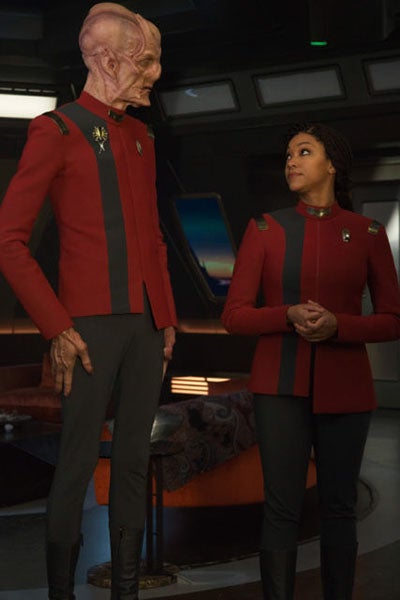 Still of characters from Star Trek Discovery season 4