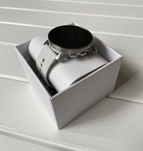 Suunto 9 Peak Titanium watch in white in box