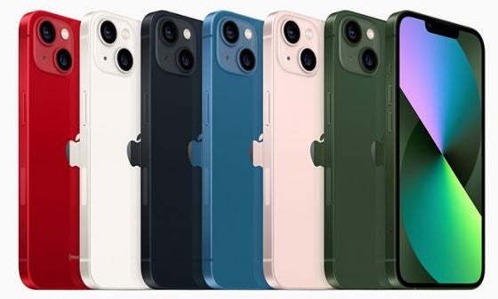Teléfonos iPhone 13 en seis colores
