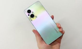 Rainbow version of OPPO Reno8 Lite 5G phone being held