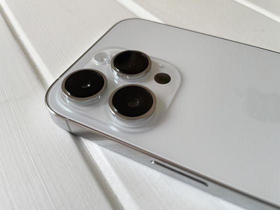 Closeup of camera bump of iPhone 14 Pro